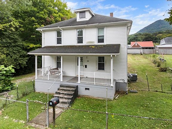 3rd image of 804 Wolf St