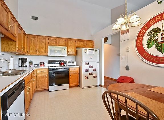 3rd image of 5820 W College Dr #3F