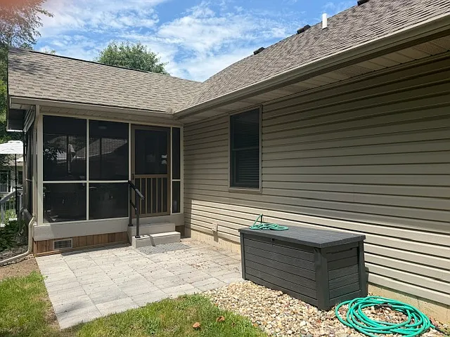 2 bed, 1492 sqft, $1,800 — Photo 3