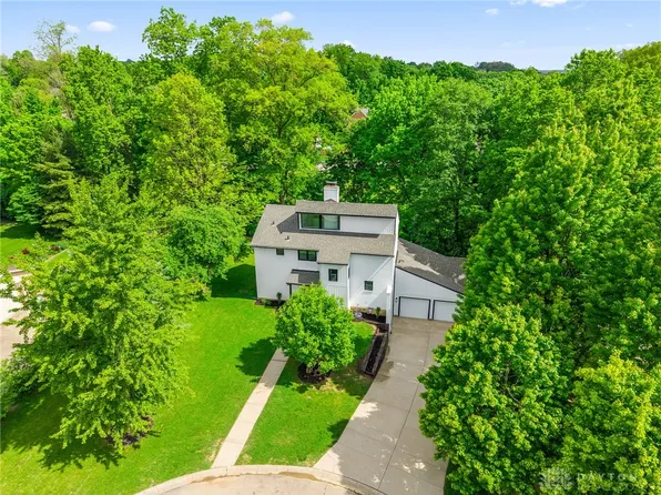 2410 Christalee Dr, Dayton, OH 45434