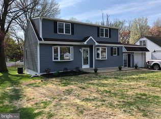 1527 Lake Rd, Feasterville Trevose, PA 19053