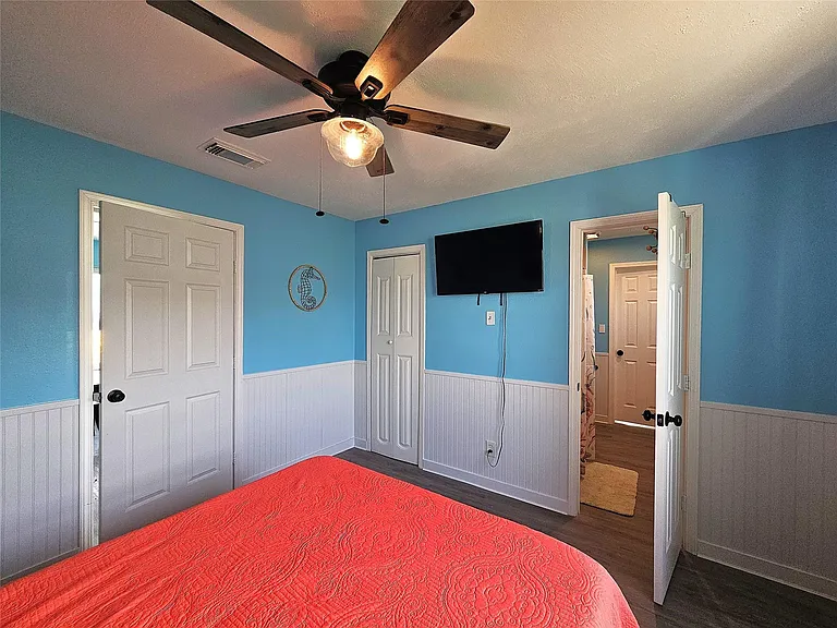 27478 FM 457 — Photo 22