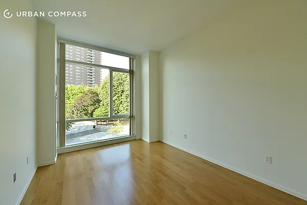 Rented by Compass | media 42