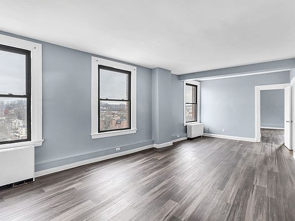 2nd image of 140 Chestnut St APT 702