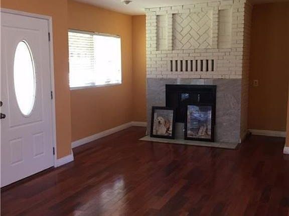 3rd image of 266 S Walnut Grove Ave