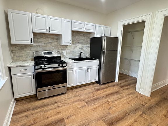 5th image of 269 Richmond Ave APT 8