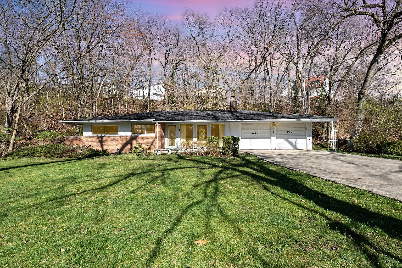 2147 Chastleton Dr photo 1