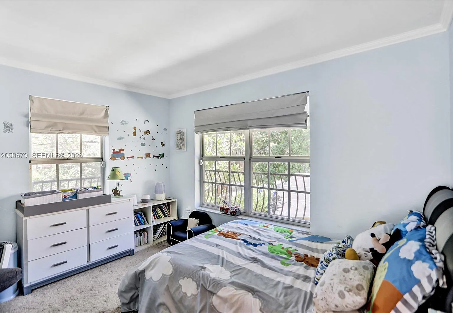 3 bed, 2.5 bath, 1220 sqft, $6,150 — Photo 4