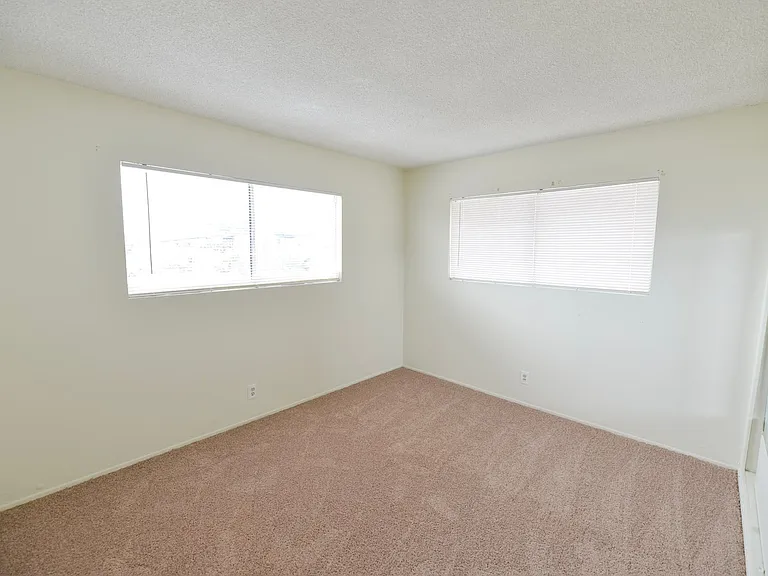 118 Avenida Del Poniente — Photo 10