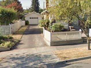 939 C St, Springfield, OR 97477