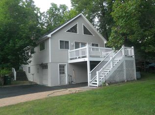 19205 Easton Rd, Deephaven, MN 55391