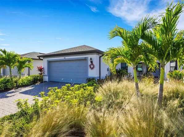 6471 Silverstar Dr, Sarasota, FL 34240