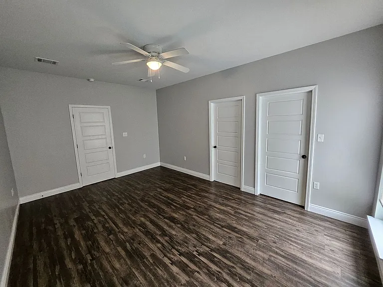 207 Lacey Eden Ln — Photo 31