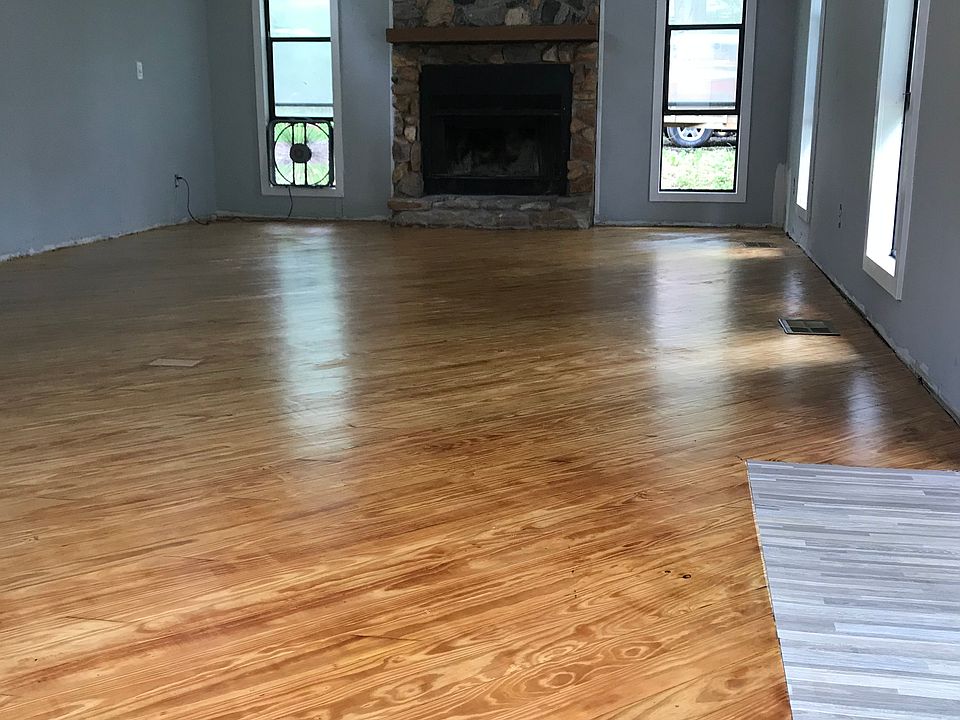 2nd image of 9390 Meadowbrook Dr