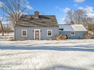 2540 Hilltop Rd, Niskayuna, NY 12309