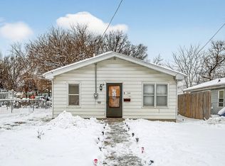 1536 Stewart St, Des Moines, IA 50316