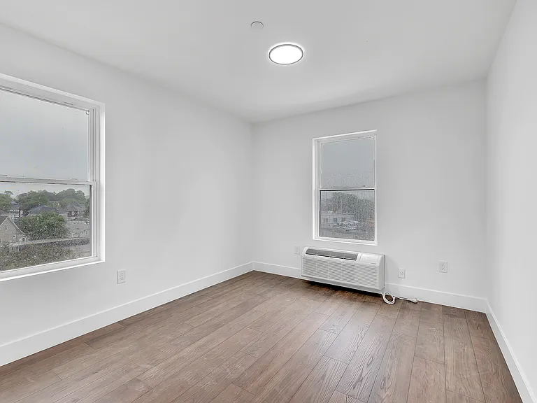 74 Broadway St #1A — Photo 7