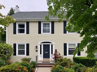 124 Lauriston St, Providence, RI 02906