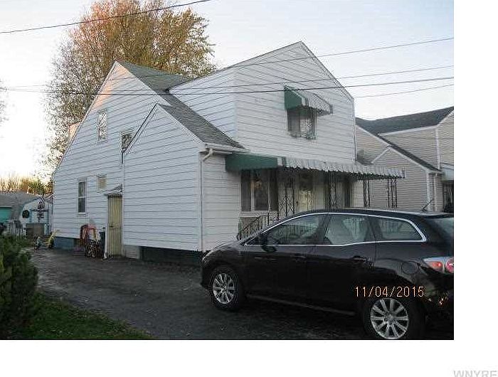 2nd image of 264 Canton St