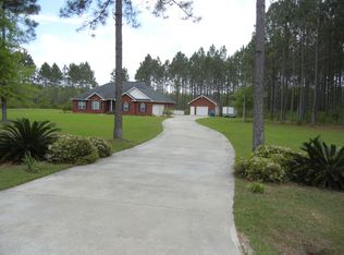 5310 Barrett Ln, Patterson, GA 31557