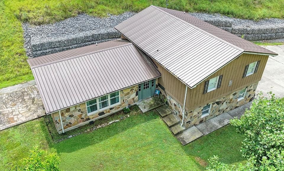 1st image of 5427 Lotts Creek Rd