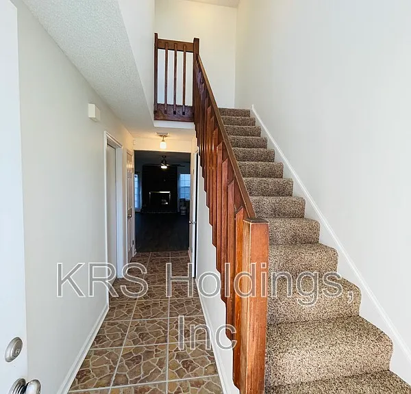 1330 Rica Ct — Photo 4