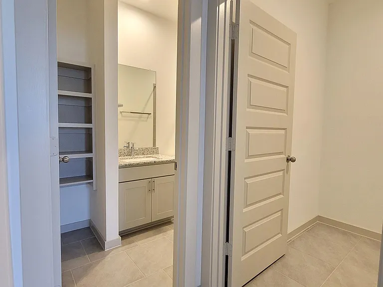 4915 Pine Haven Ln — Photo 21