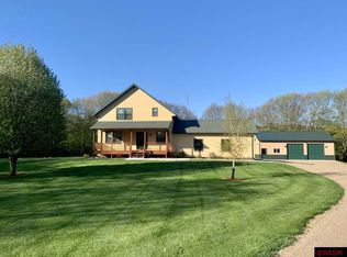 27691 Saddle Hills Dr, New Ulm, MN 56073