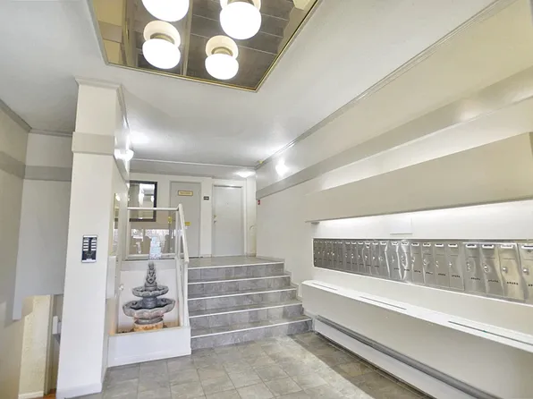 Tiffany Place, 1115 4th Ave, New Westminster, BC V3M 1T6