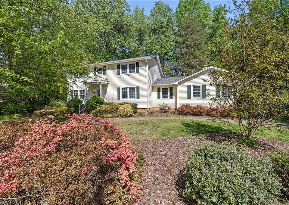 1st image of 105 Quakerwood Dr