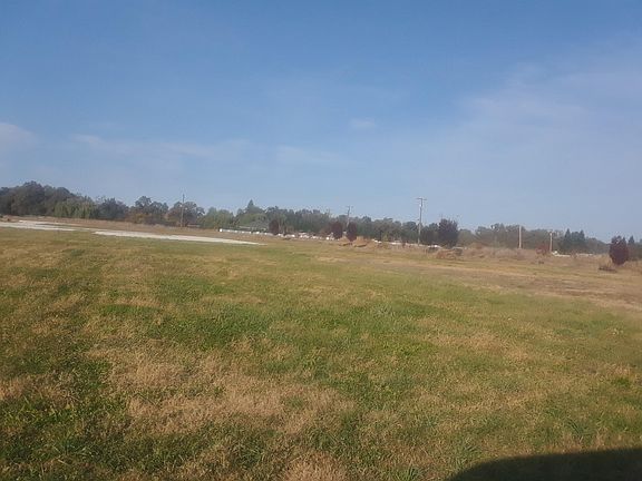 5th image of 19775 Dairyland Dr