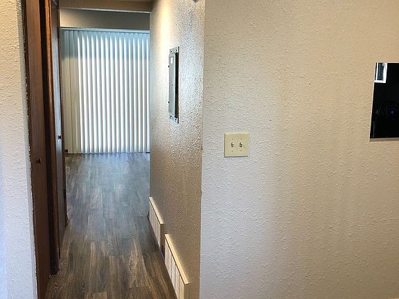 5th image of 512 Carr Dr