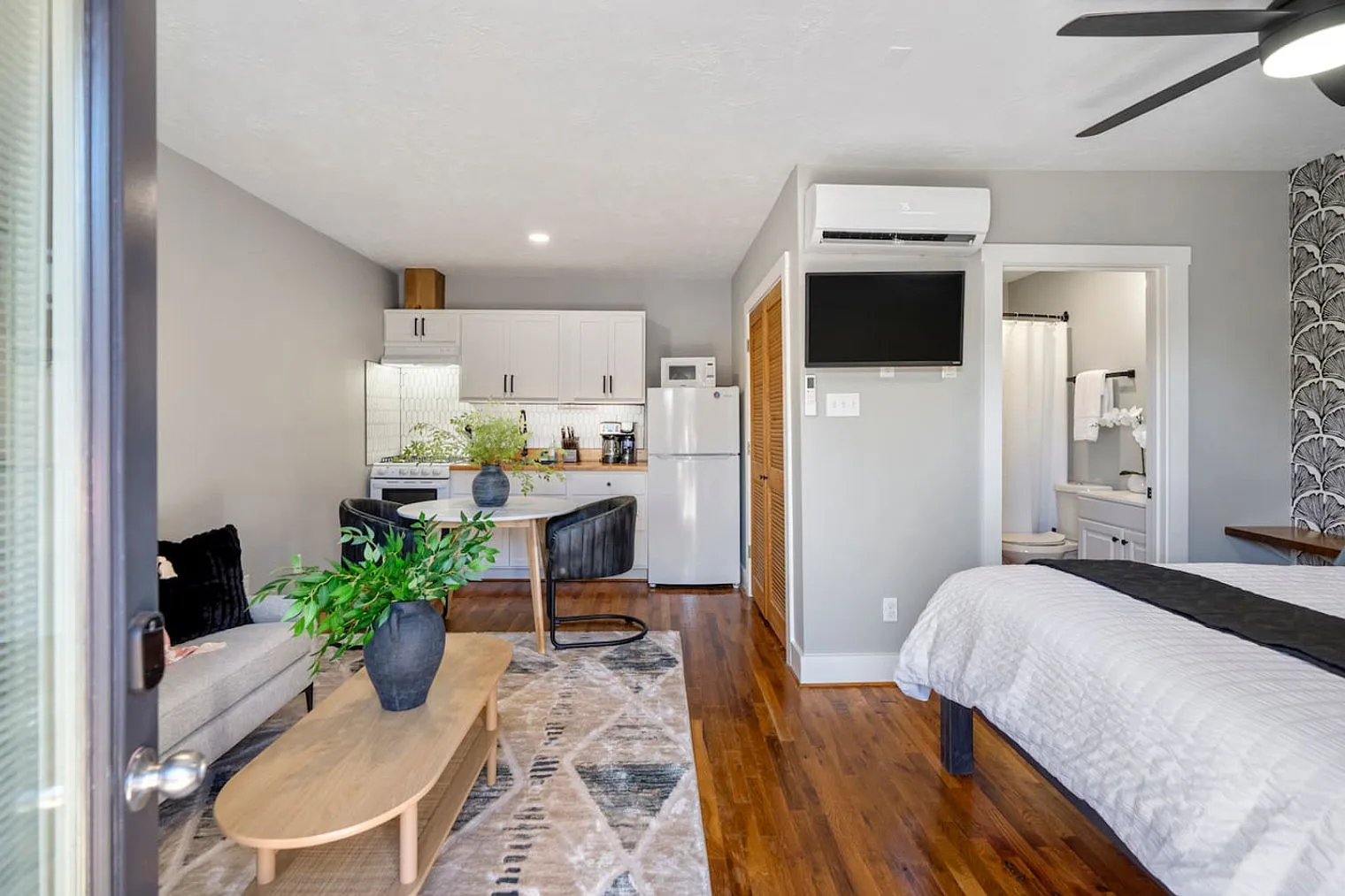 1 bed, 1.0 bath, 505 sqft, $1,410 — Photo 4