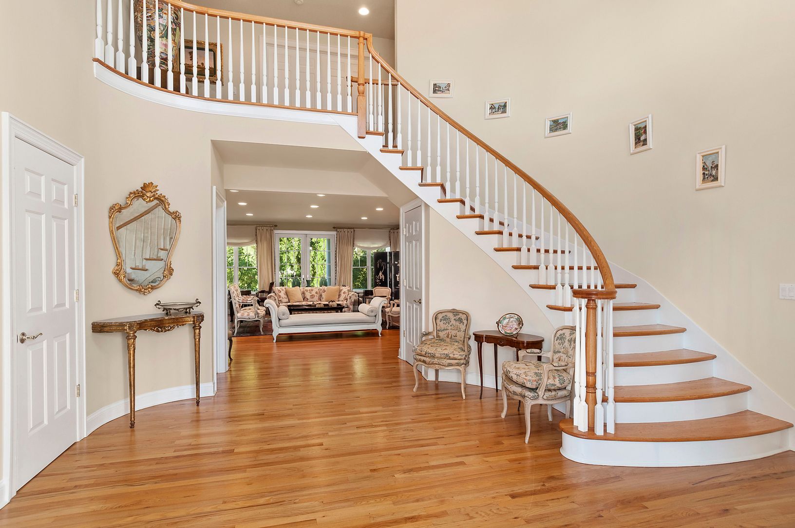  Front Entry