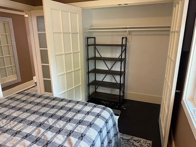 651 Park Ave — Photo 13