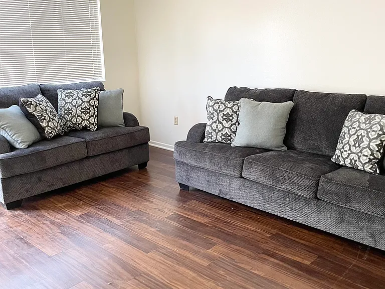 8335 Burnet Ave #5 — Photo 9