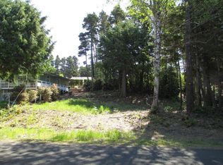 5500 Blk Hacienda, Lincoln City, OR 97367