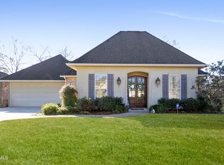 10 Mossy Oaks Ln, Long Beach, MS 39560