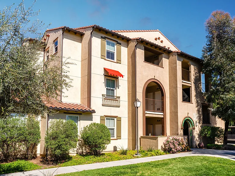 Paseos At Magnolia Luxury Apartments Homes — Photo 48