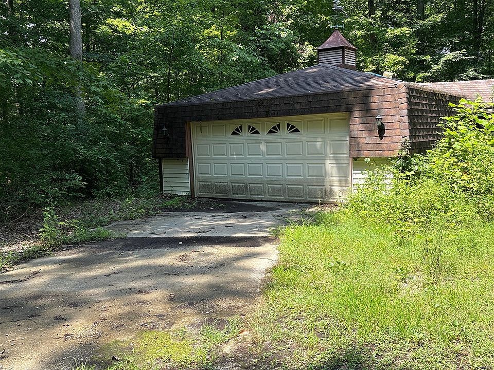 1st image of 10383 Pine Ridge Rd