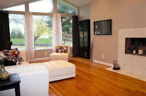 1st image of 65 Midland Dr