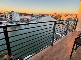 8100 Byron Ave APT 504, Miami Beach, FL 33141