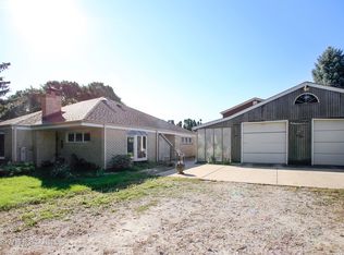 19W781 Woodland Ave, Addison, IL 60101