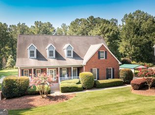 275 Zelkova Dr, Fayetteville, GA 30215