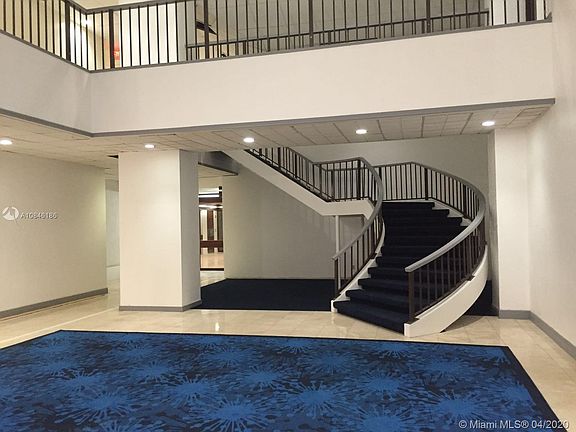 5th image of 13499 Biscayne Blvd APT 1707