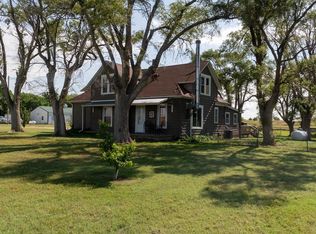 930 N 200th Rd, Minneapolis, KS 67467