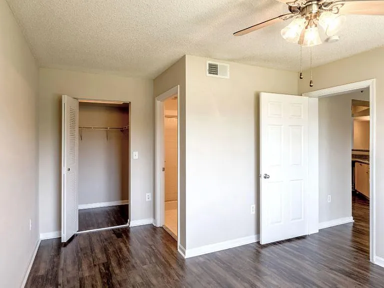 3817 NW Mediterranean Ln — Photo 16