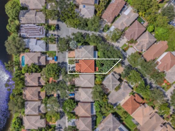 4th image of 5319 Eagle Cay Way