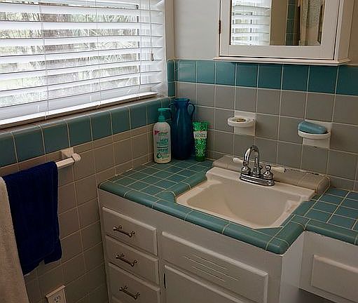 2nd image of 2236 NW 9th Pl