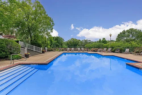 Waterford at Nevillewood Photo 1